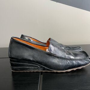 Dollhouse Sly Square Toe Rubber Bottom Wedge Driving Slip On Loafer, 9